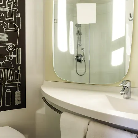 Ibis Aeroport Bale Mulhouse ホテル 3*