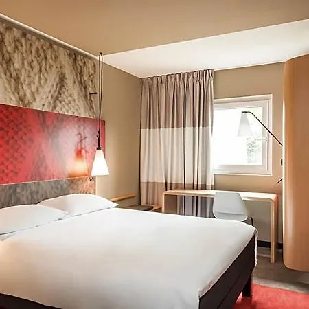 Ibis Aeroport Bale Mulhouse 3*