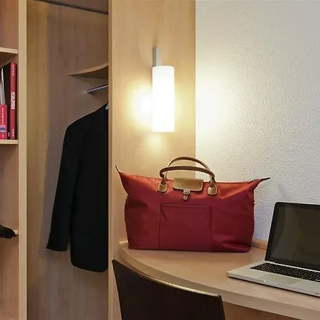 Ibis Aeroport Bale Mulhouse Hotell 3*